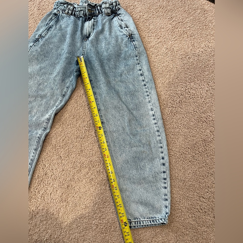 ZARA High-waisted Paper bag Mom Jeans - Picture 5 of 9